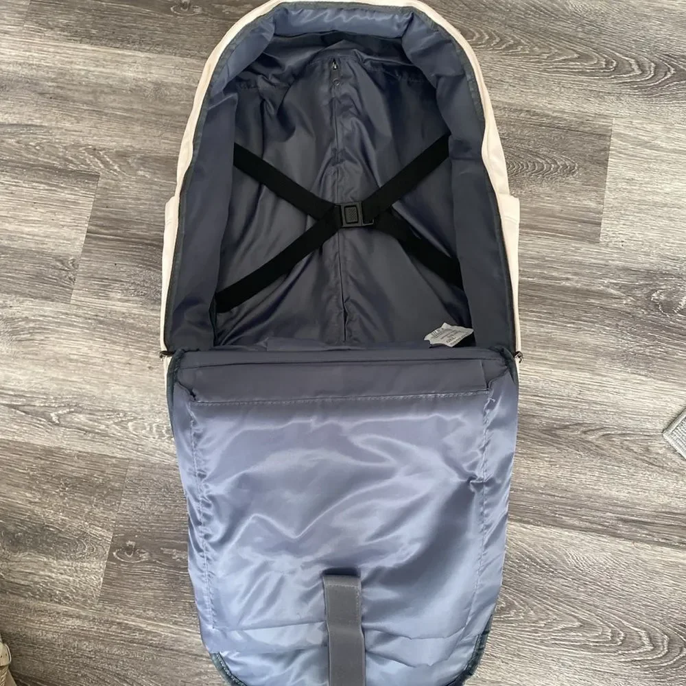 ZOMFELT Rolling Backpack for Women with Wheels 17 Inch Laptop Air Travel NWOT